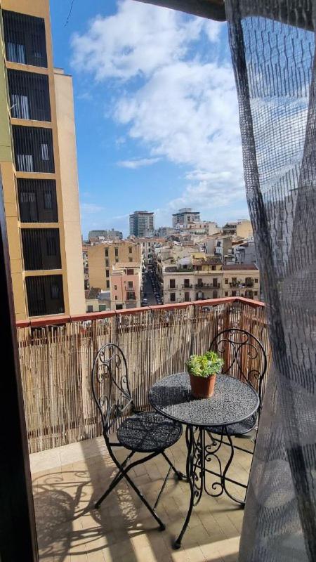 Enne'S Apartments In The Heart Of Palermo Eksteriør billede